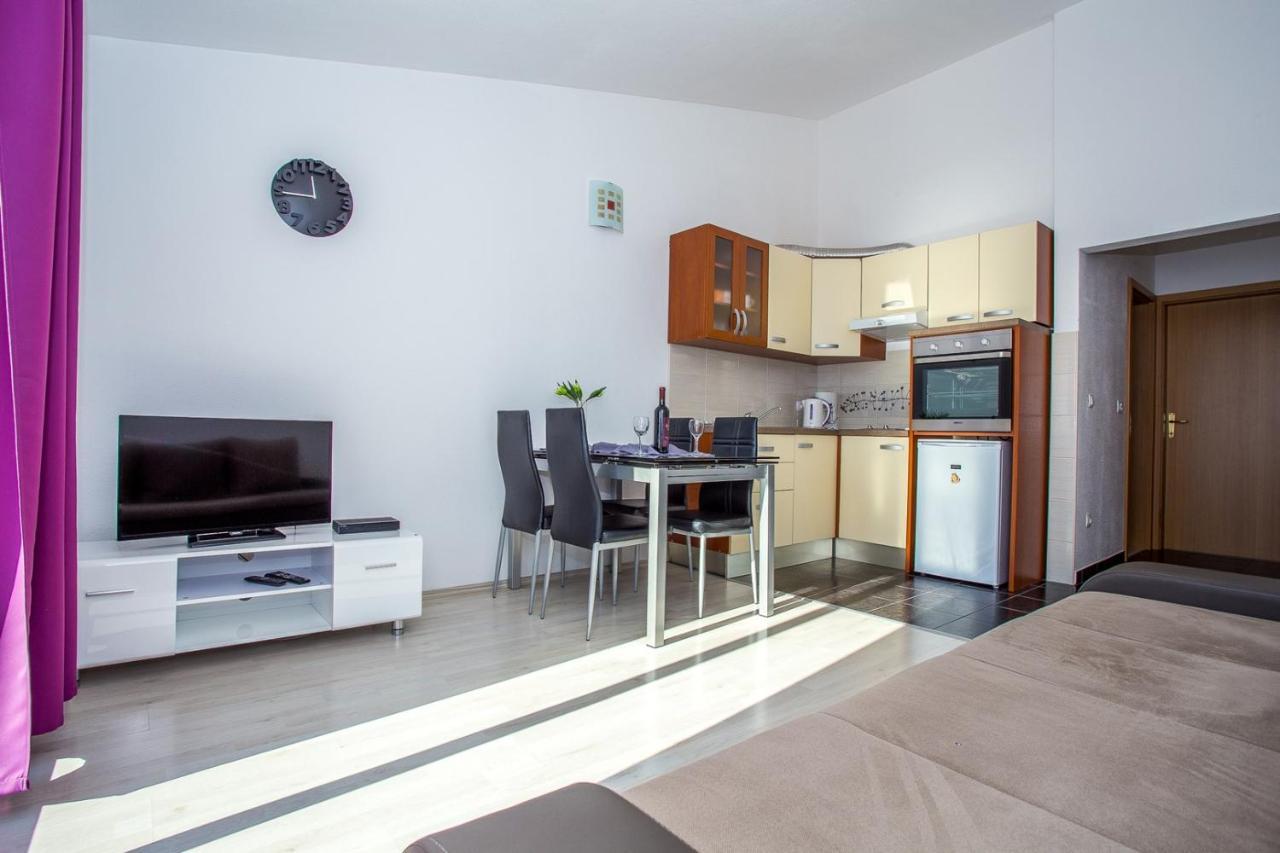 Apartments Marija Округ Горни Екстериор снимка