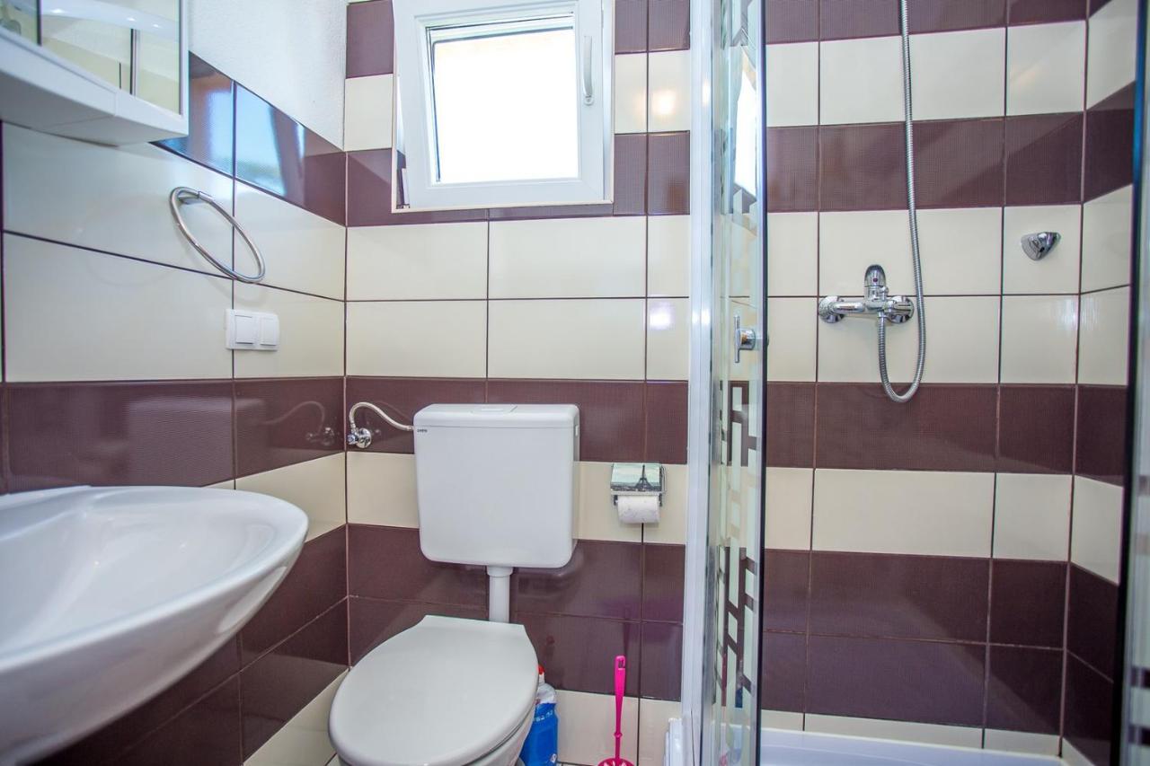 Apartments Marija Округ Горни Екстериор снимка