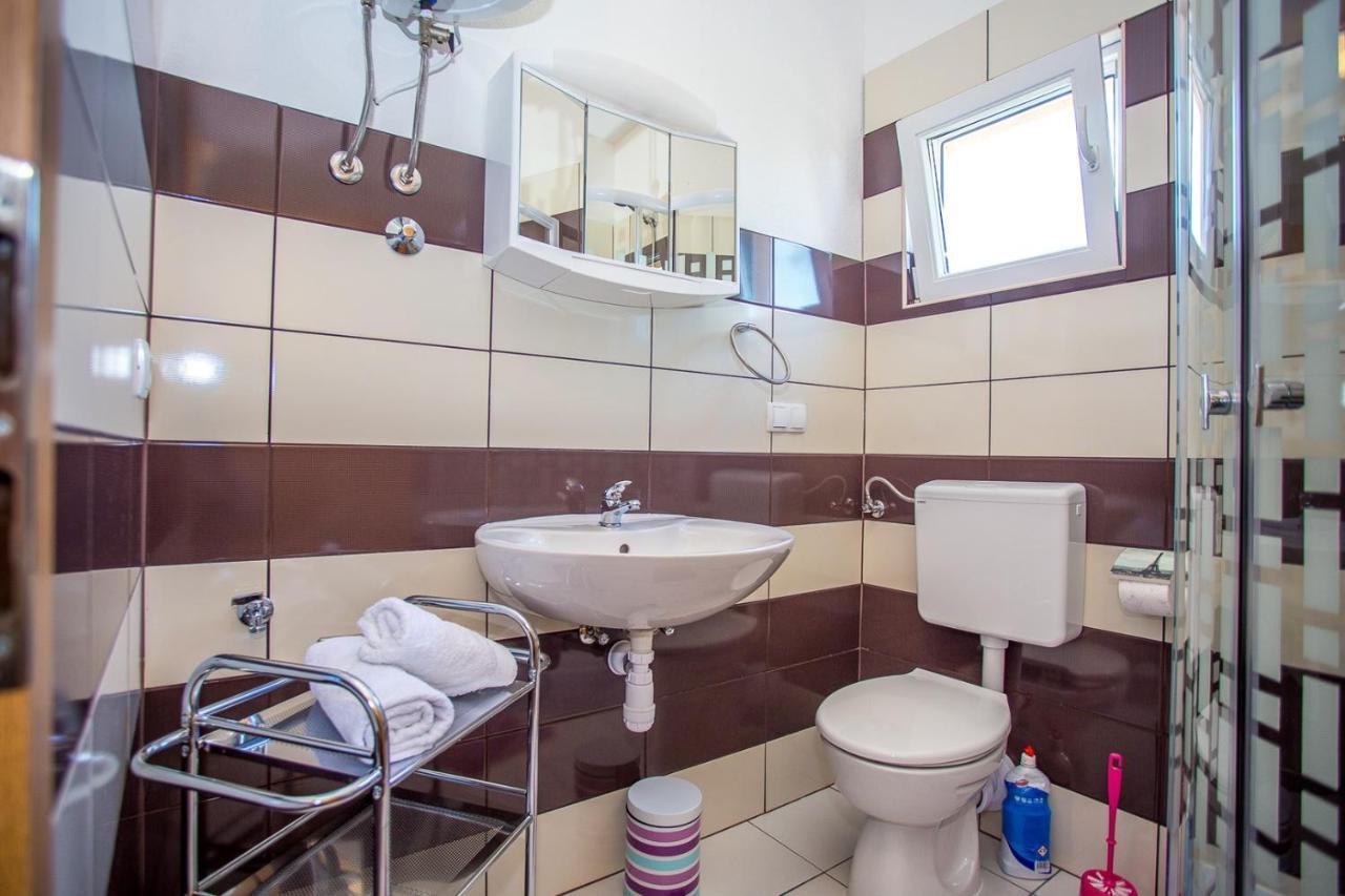 Apartments Marija Округ Горни Екстериор снимка